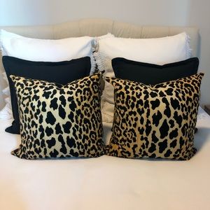 Set of 2 Pillow Covers - Cheetah Print